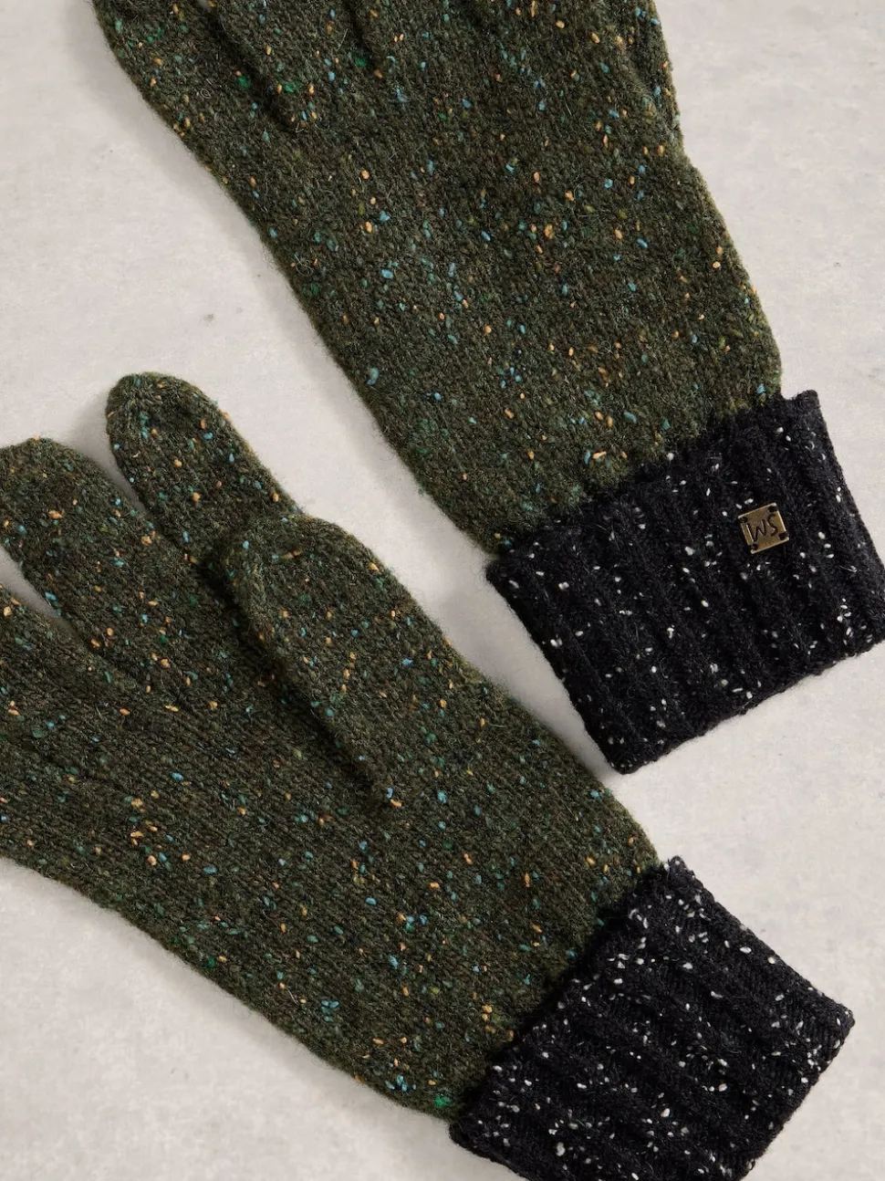 White Stuff Green Sammy Knitted Gloves