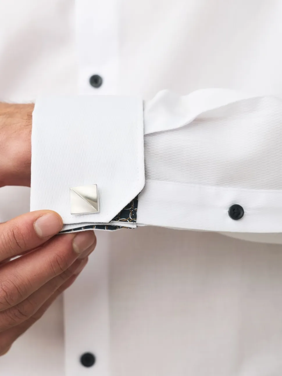 White Textured/Black Bow Tie Slim Fit Regular Fit Double Cuff Shirt And Bow Tie Pack