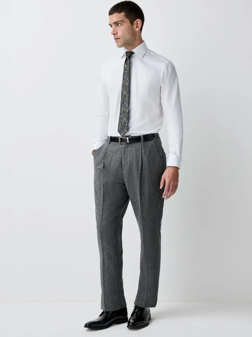 White With Trim Slim Fit Signature Textured Smart Shirt
