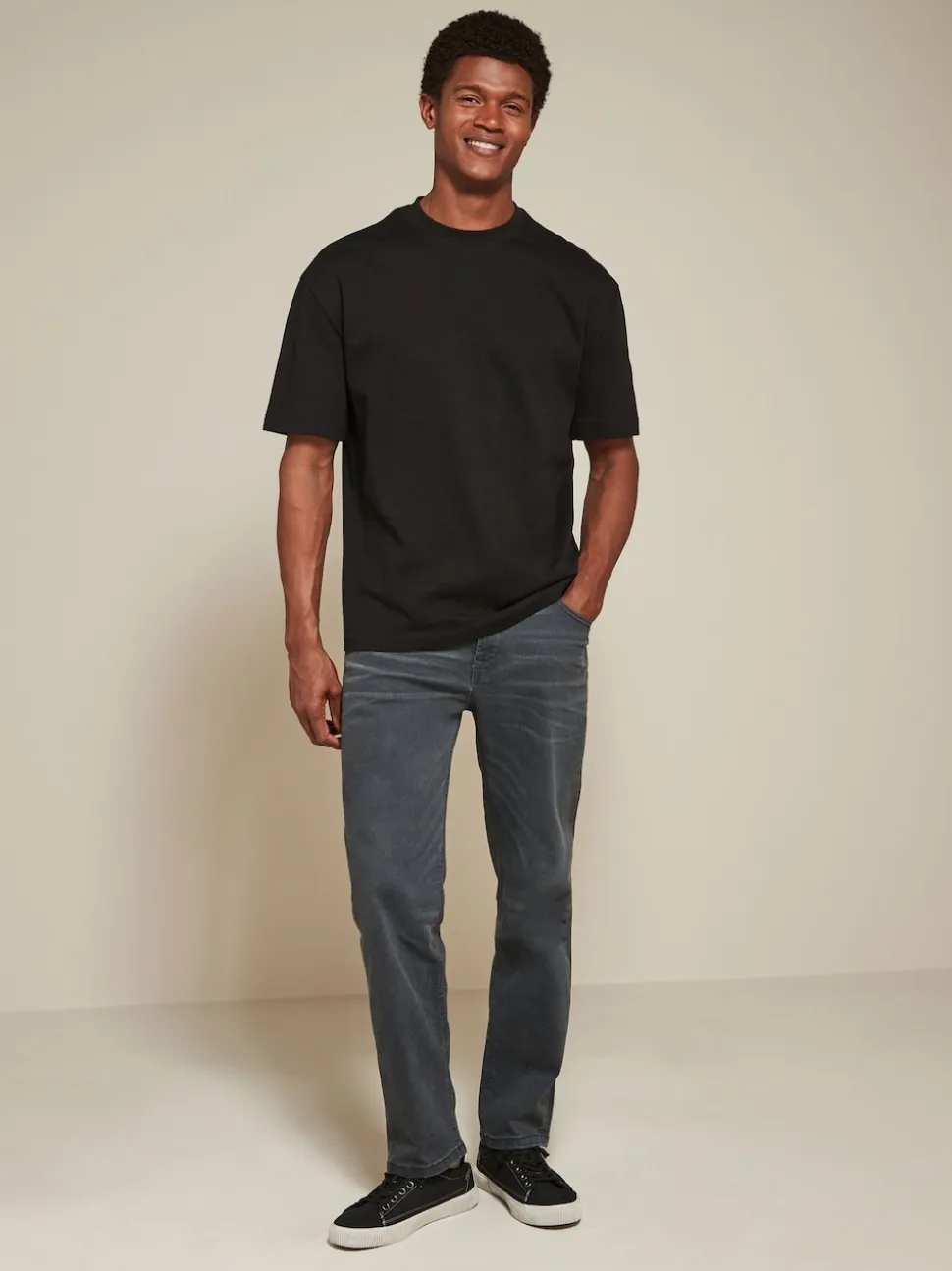 White/Black/Navy Relaxed Fit Heavyweight T-Shirts 3 Pack